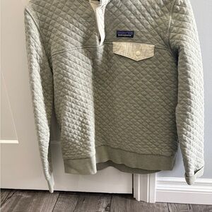 Patagonia Women's Quilted Top